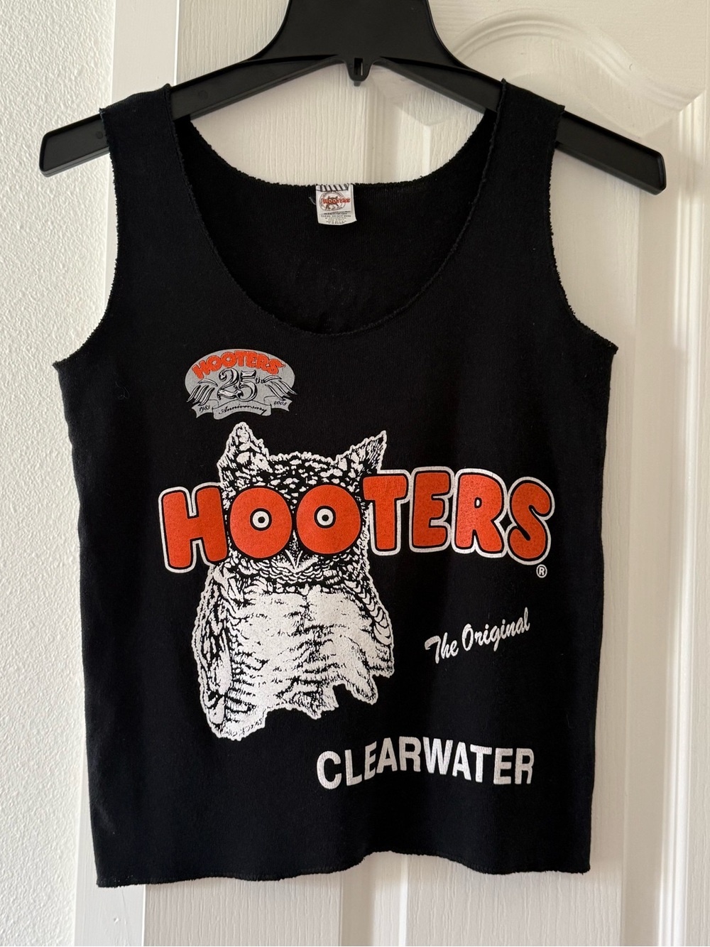 Hooters 25th Anniversary Clearwater Vintage Tank Top Size L Made in USA